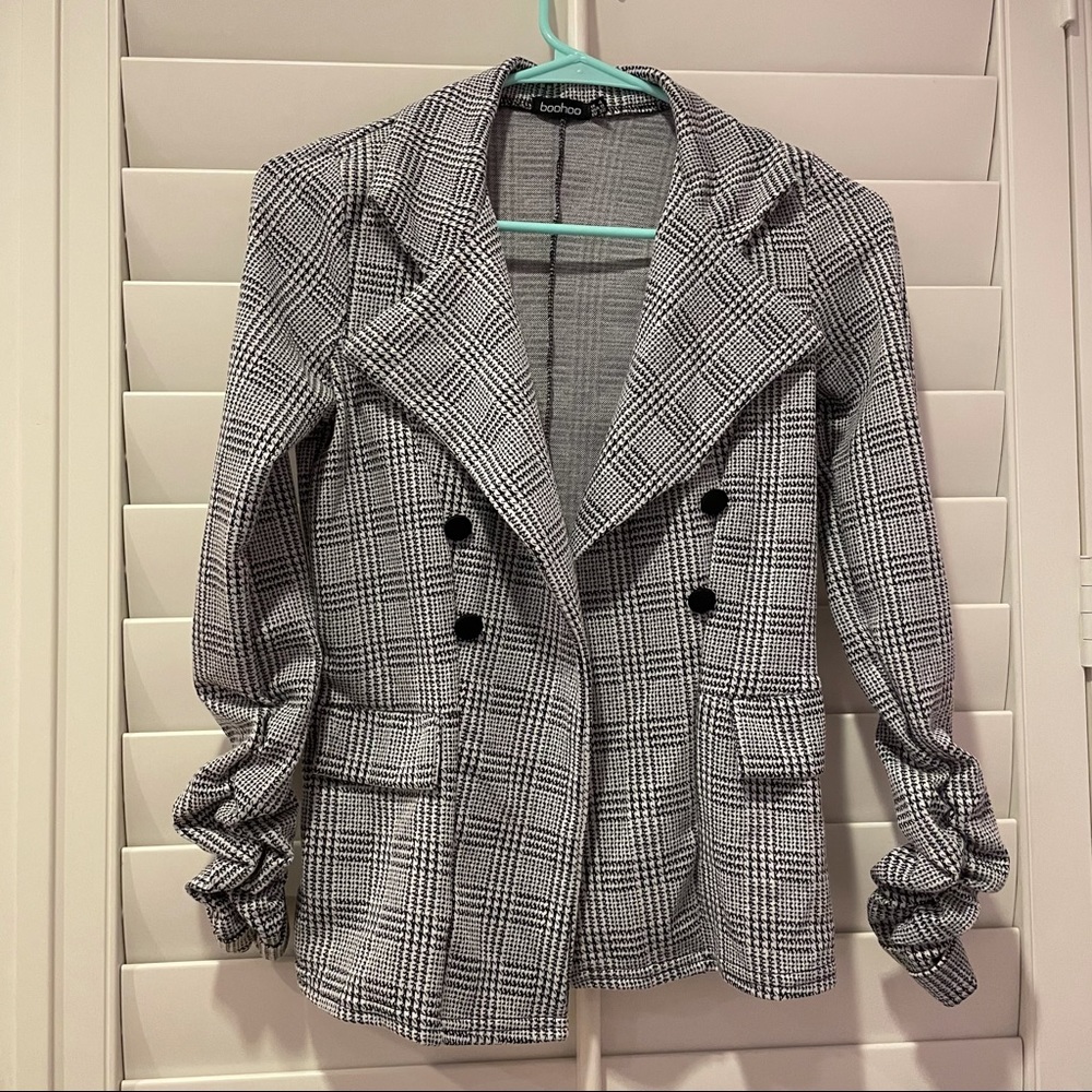Boohoo Plaid Blazer
